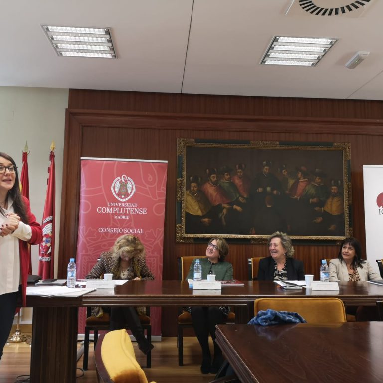 Elena CERDÁ-Premio ICEI Internacionalización