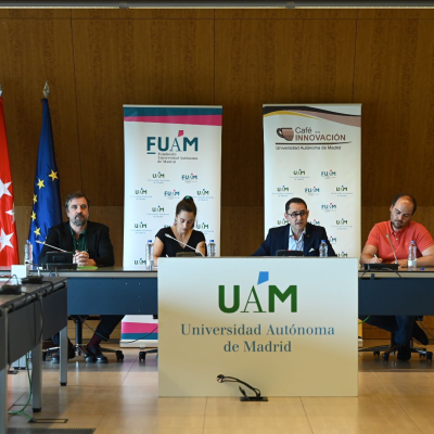 José Guimón y Oihana Basilio en el #CaféUAM_Innovación